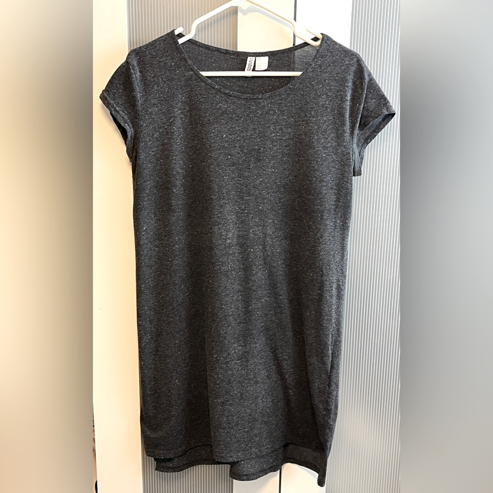 H&M Divided long top or short dress. Size medium